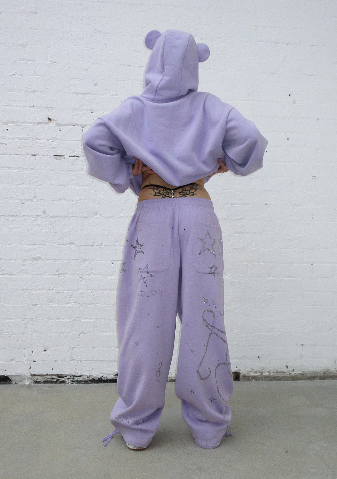 DREAMER RHINESTONE TEDDY PULLOVER HOODIE LILAC - Image 5
