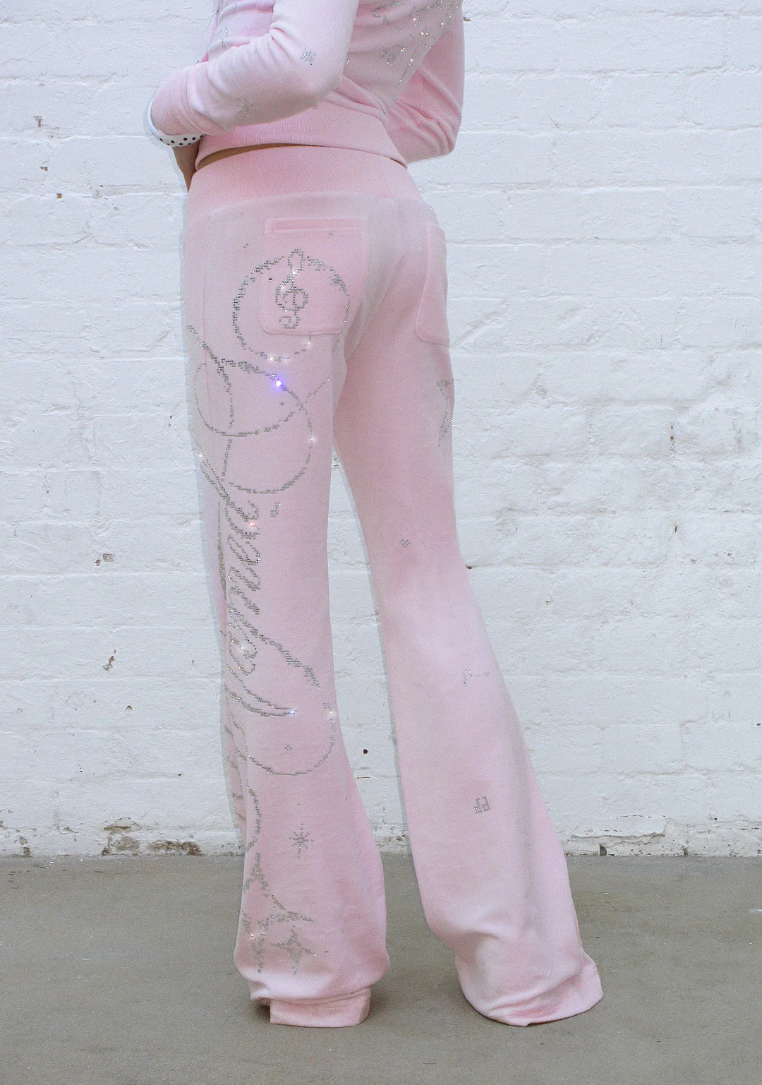 DREAMER RHINESTONE VELOUR SWEATPANTS BABY PINK - Image 4