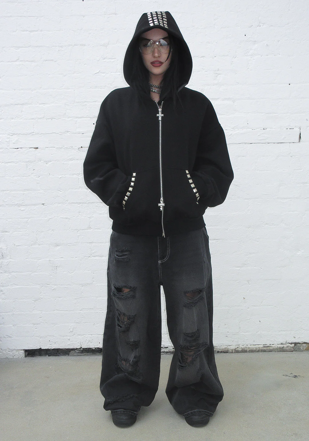 FAITHFUL STUDDED OVERSIZED JEANS WASHED BLACK - Image 4