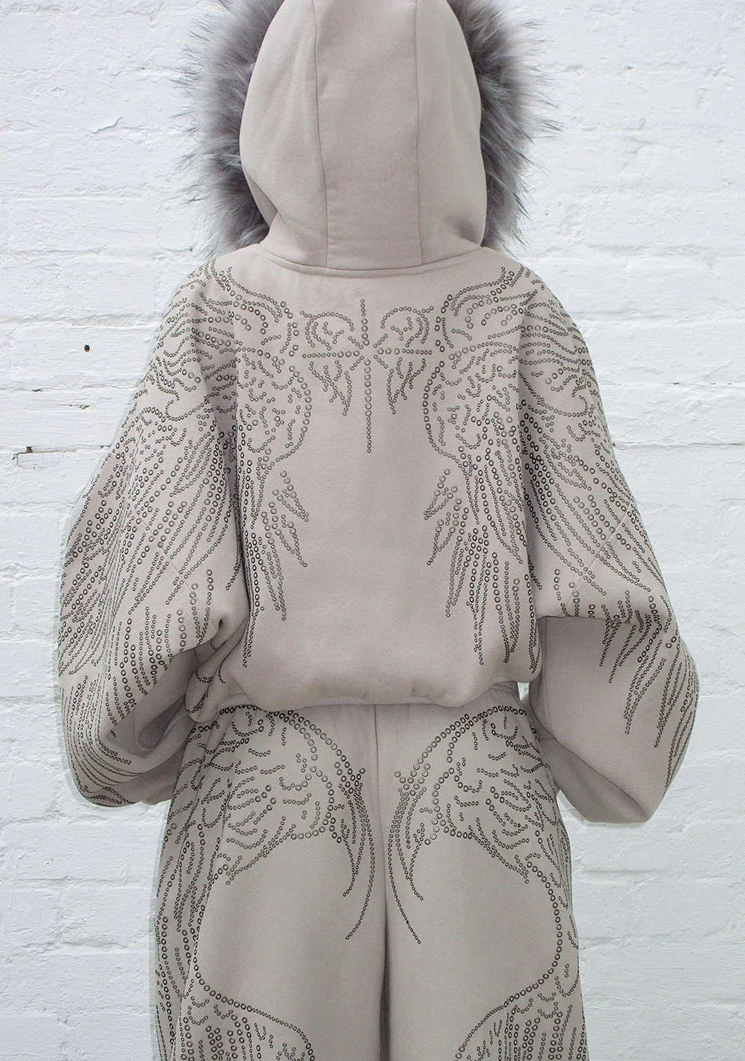 FALLEN FAUX FUR STUDDED CROP ZIP HOODIE BONE (DETACHABLE FUR) - Image 4