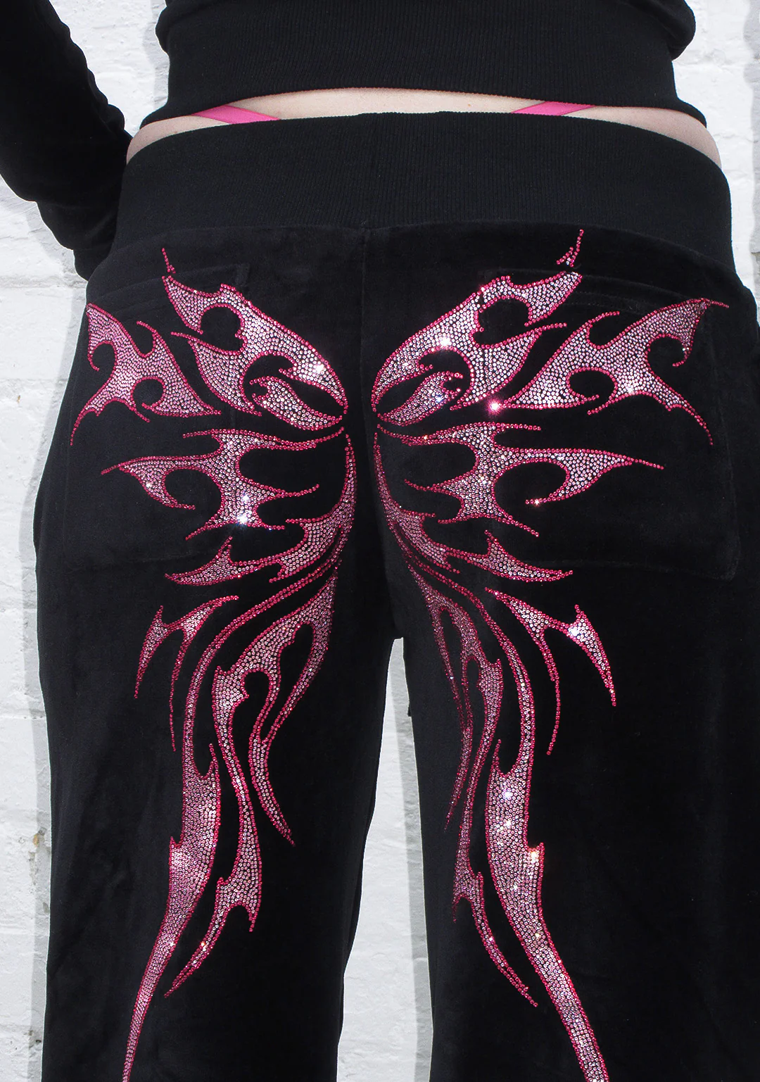 IDOL RHINESTONE VELOUR SWEATPANTS BLACK - Image 5
