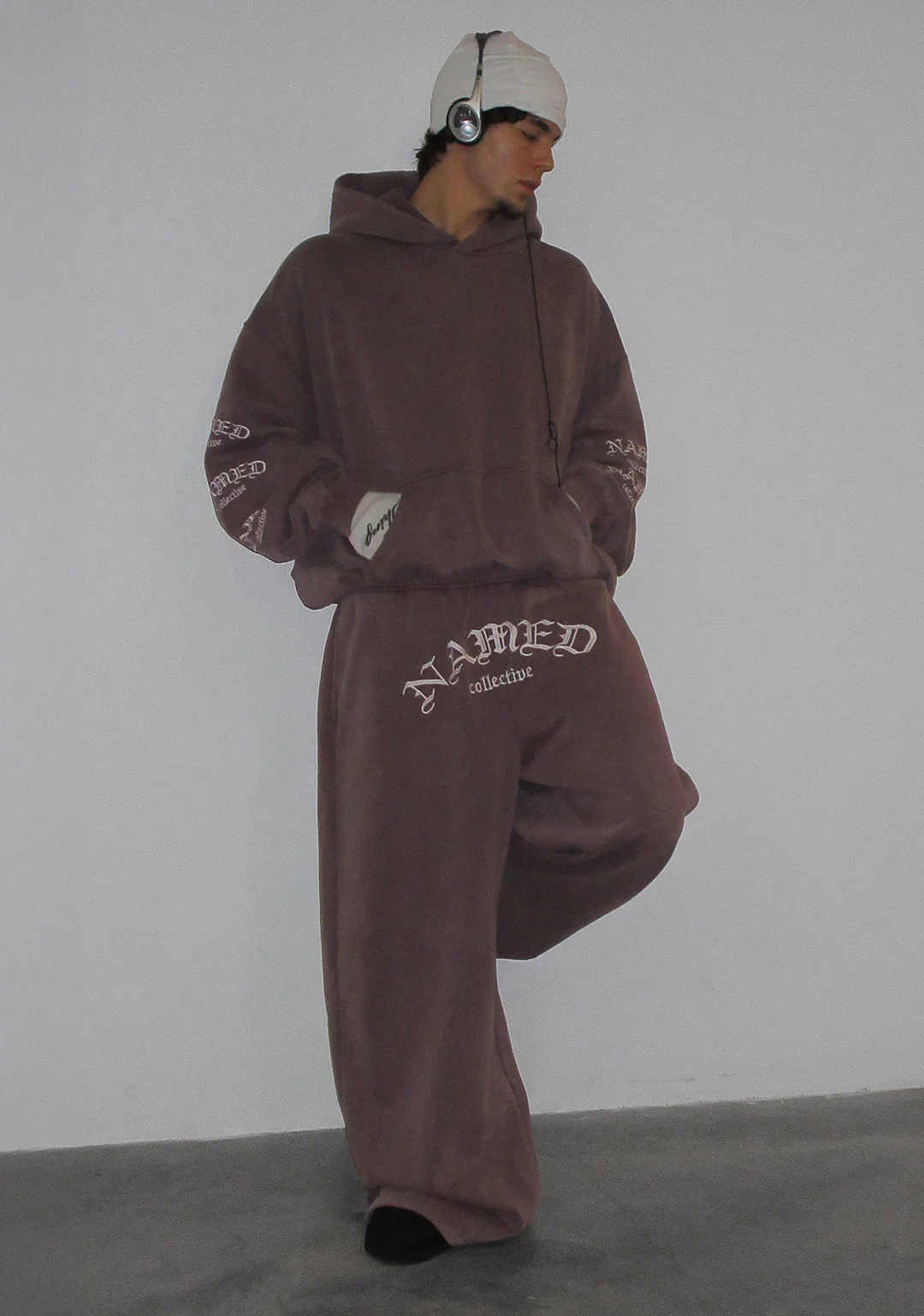 OLD ENGLISH OVERSIZED SWEATPANTS WASHED MAUVE - Image 5