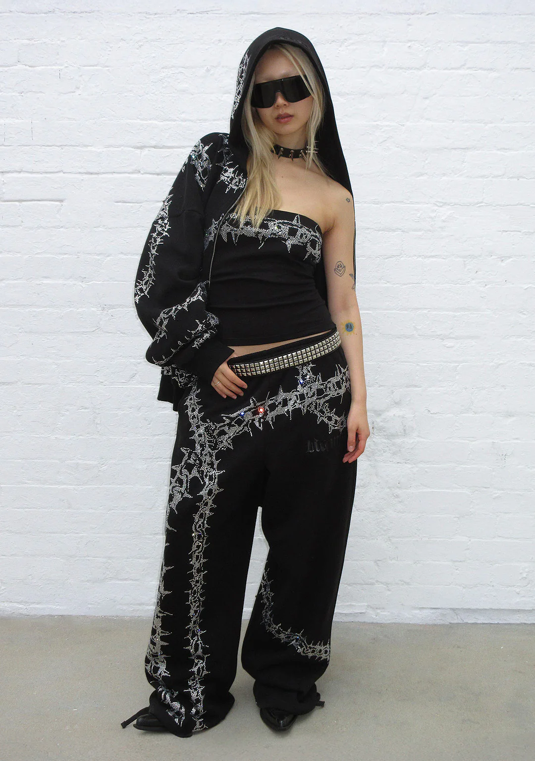 OMEN RHINESTONE ZIP HOODIE BLACK - Image 5